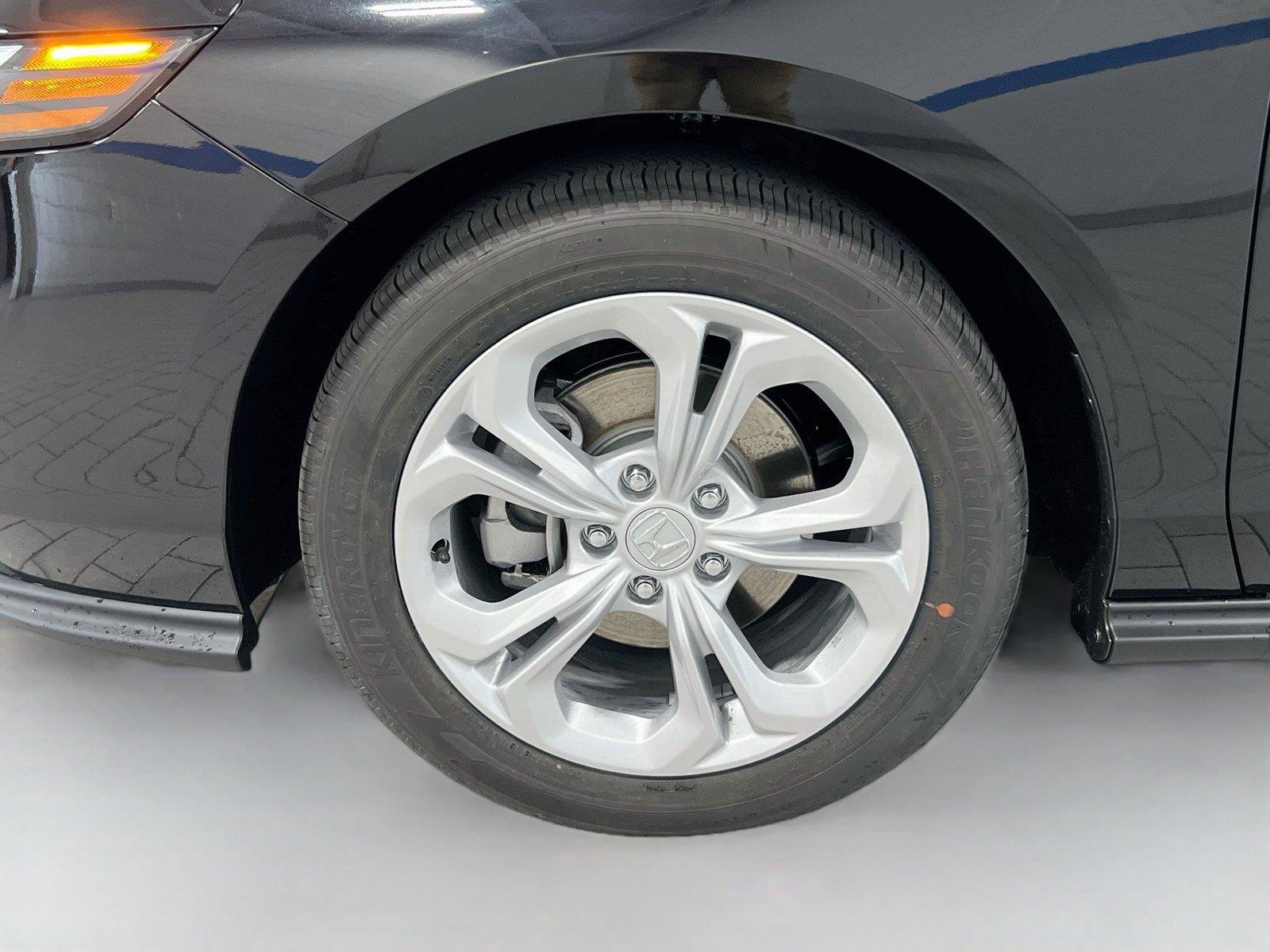 New 2026 Honda Accord LX image 28