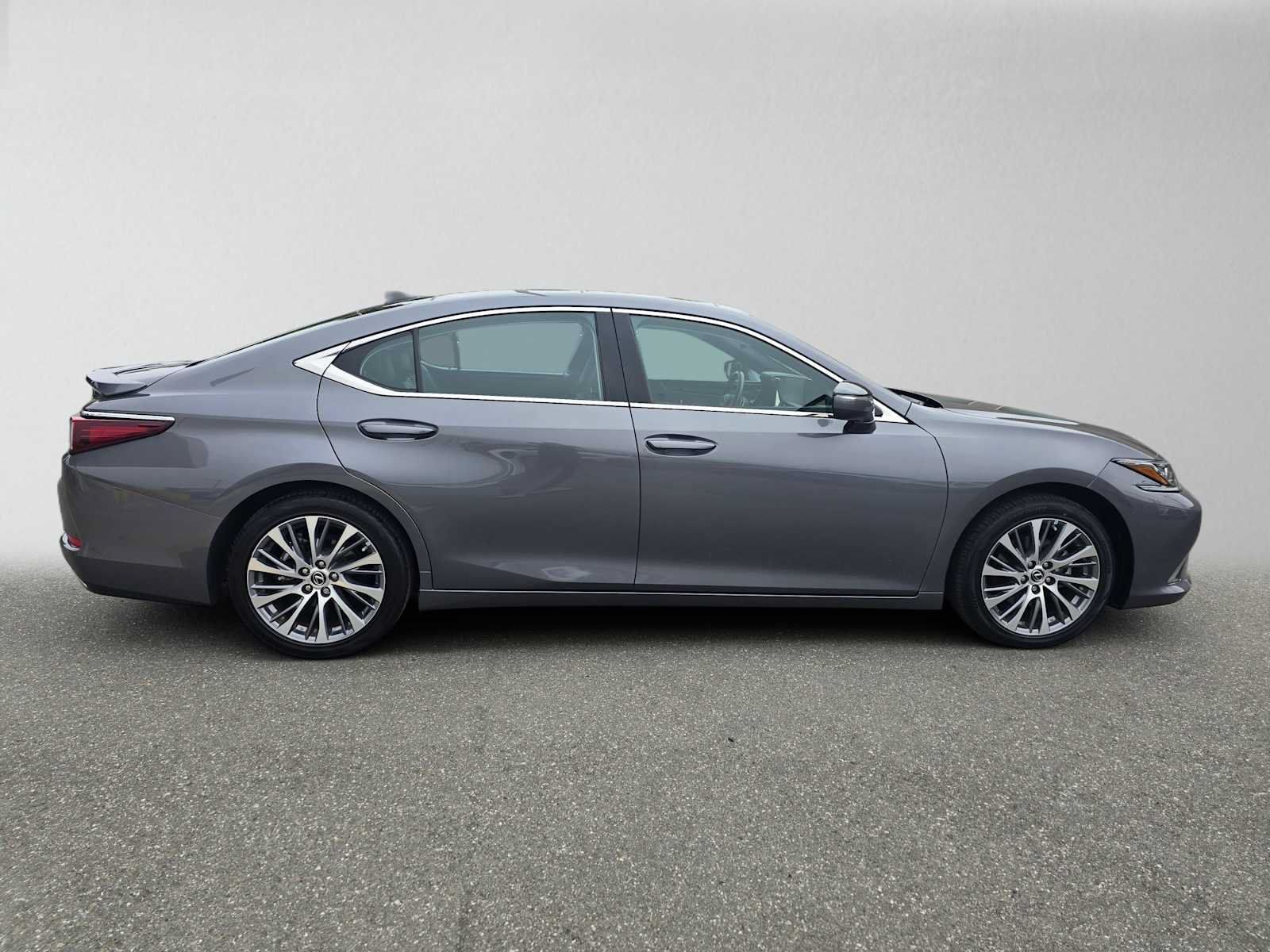 Used 2021 Lexus ES 350 w/ Premium Package FWD image 2