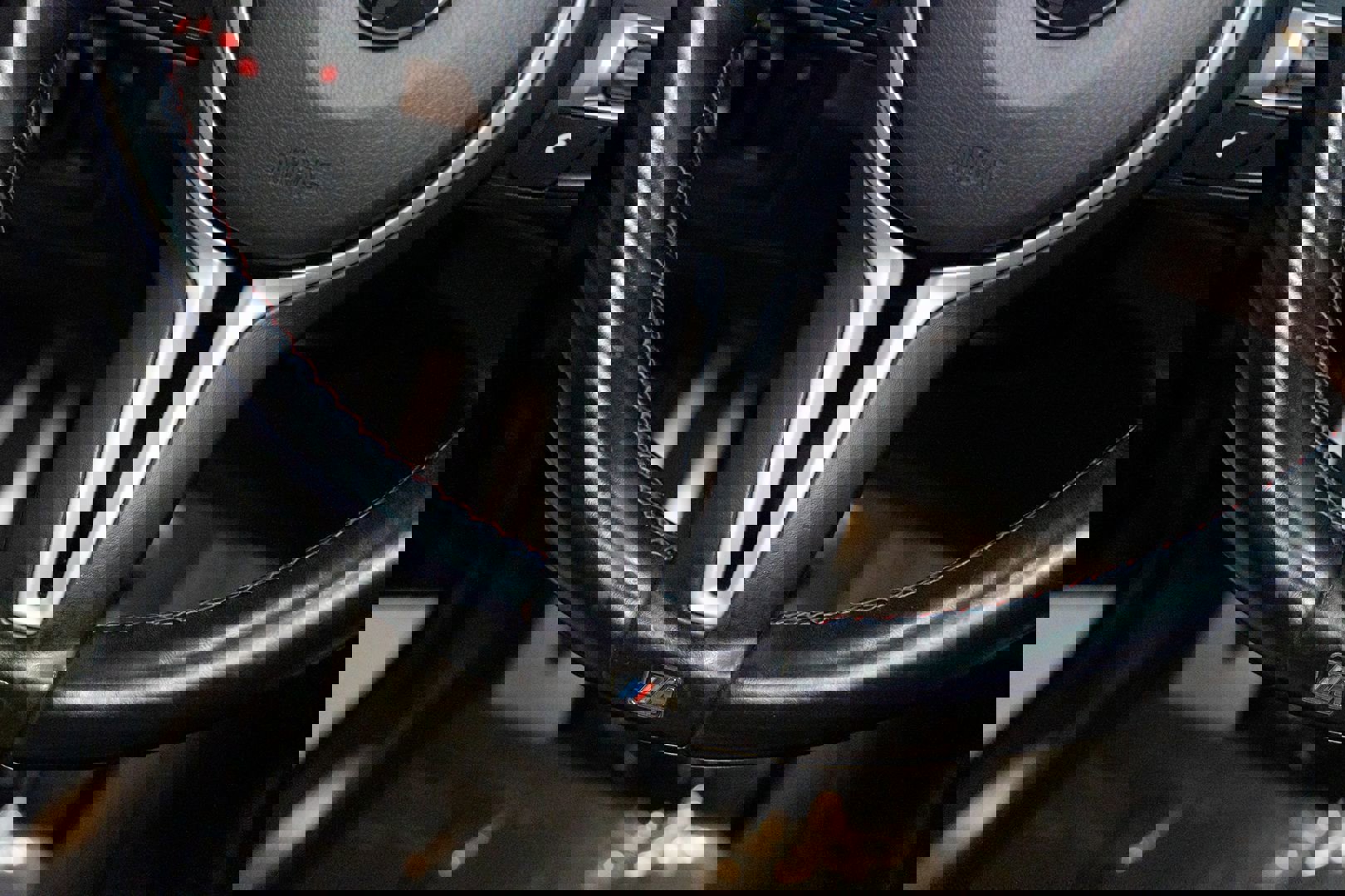 Used 2016 BMW X5 M image 43