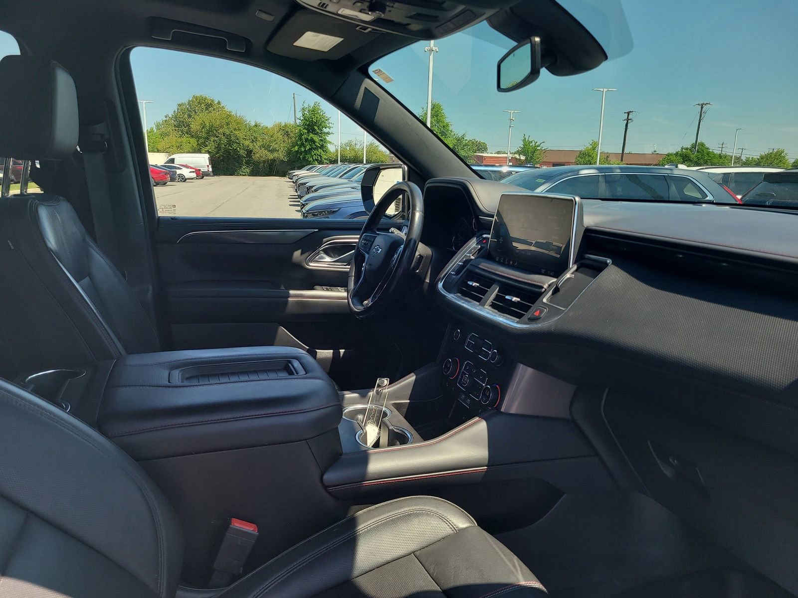 Used 2021 Chevrolet Tahoe RST w/ Luxury Package AWD/4WD image 30