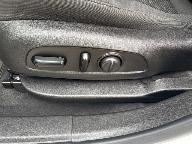 Used 2020 Chevrolet Blazer LT image 10