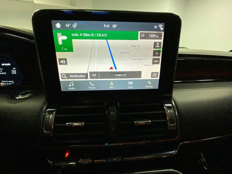 Used 2018 Lincoln Navigator Reserve AWD/4WD image 44