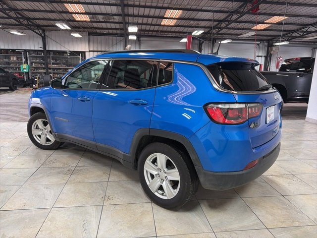 Used 2022 Jeep Compass Latitude image 5