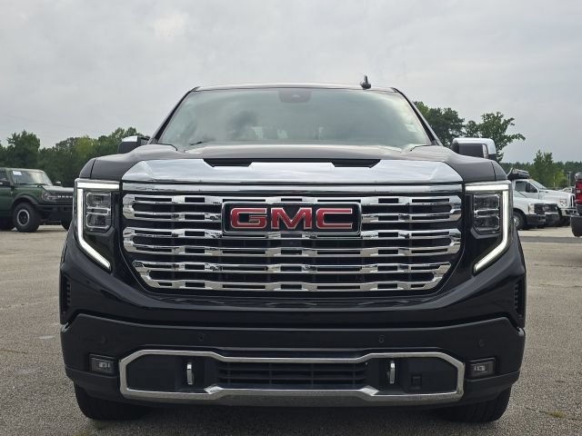 Used 2024 GMC Sierra 1500 Denali AWD/4WD image 8