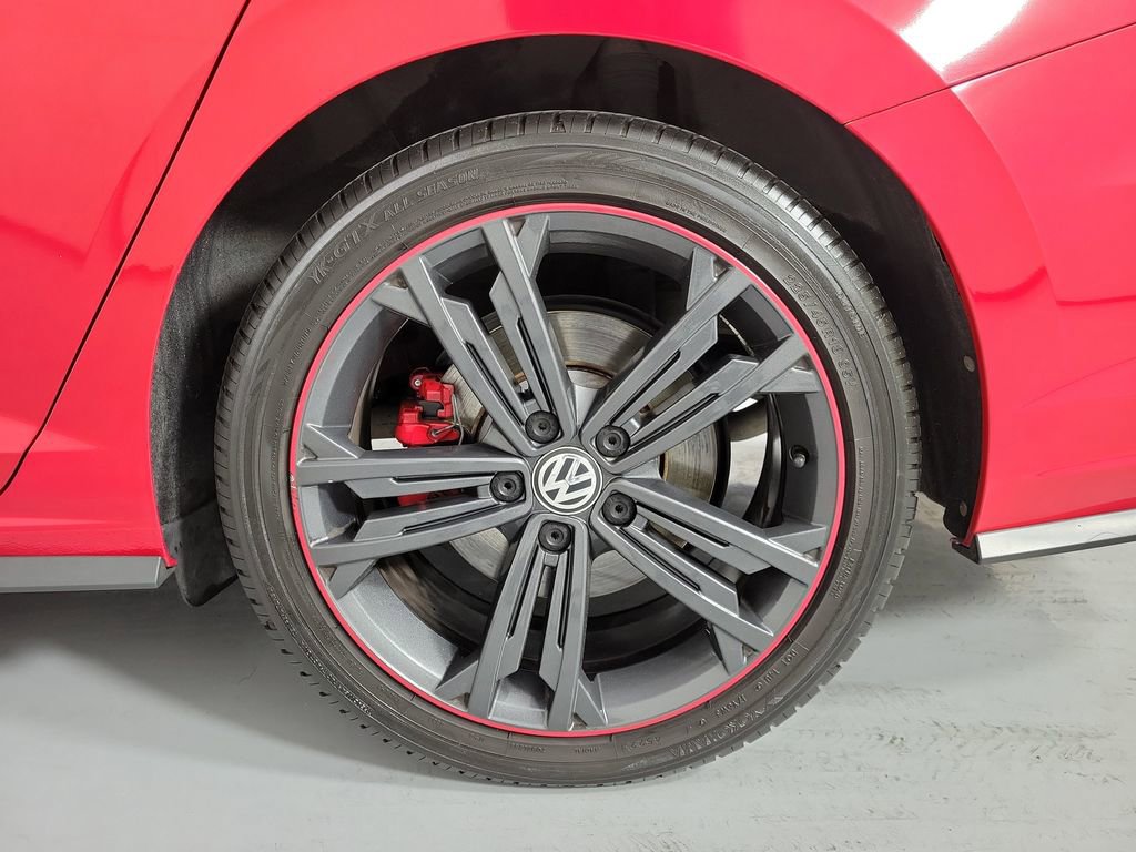 Used 2019 Volkswagen Jetta GLI image 8