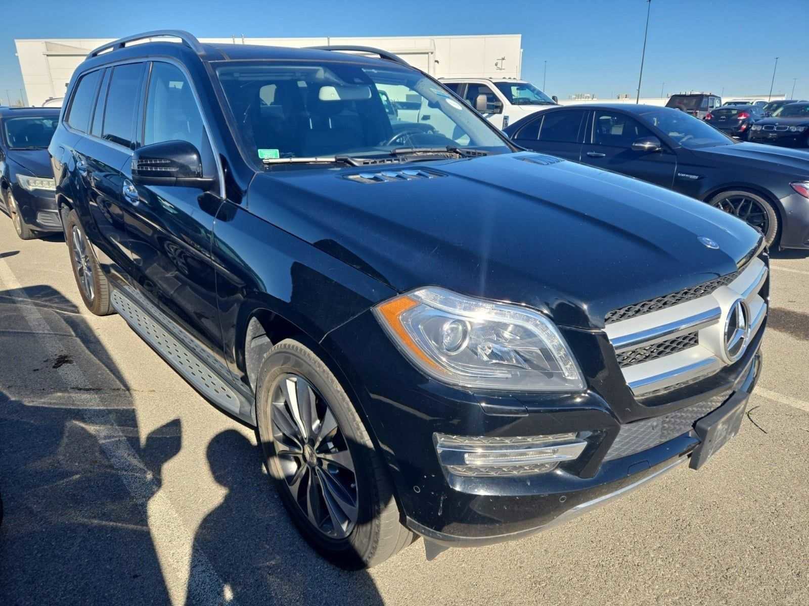 Used 2015 Mercedes-Benz GL 450 4MATIC image 2