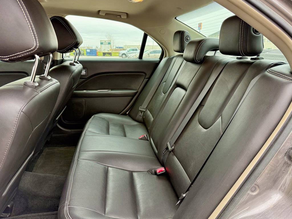 Used 2012 Ford Fusion SEL image 12