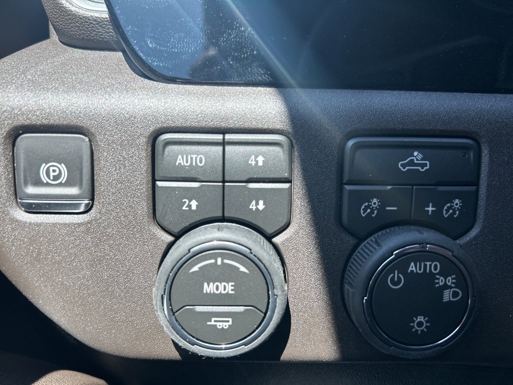 New 2026 Chevrolet Silverado 2500 LT w/ Z71 Off-Road Package AWD/4WD image 19