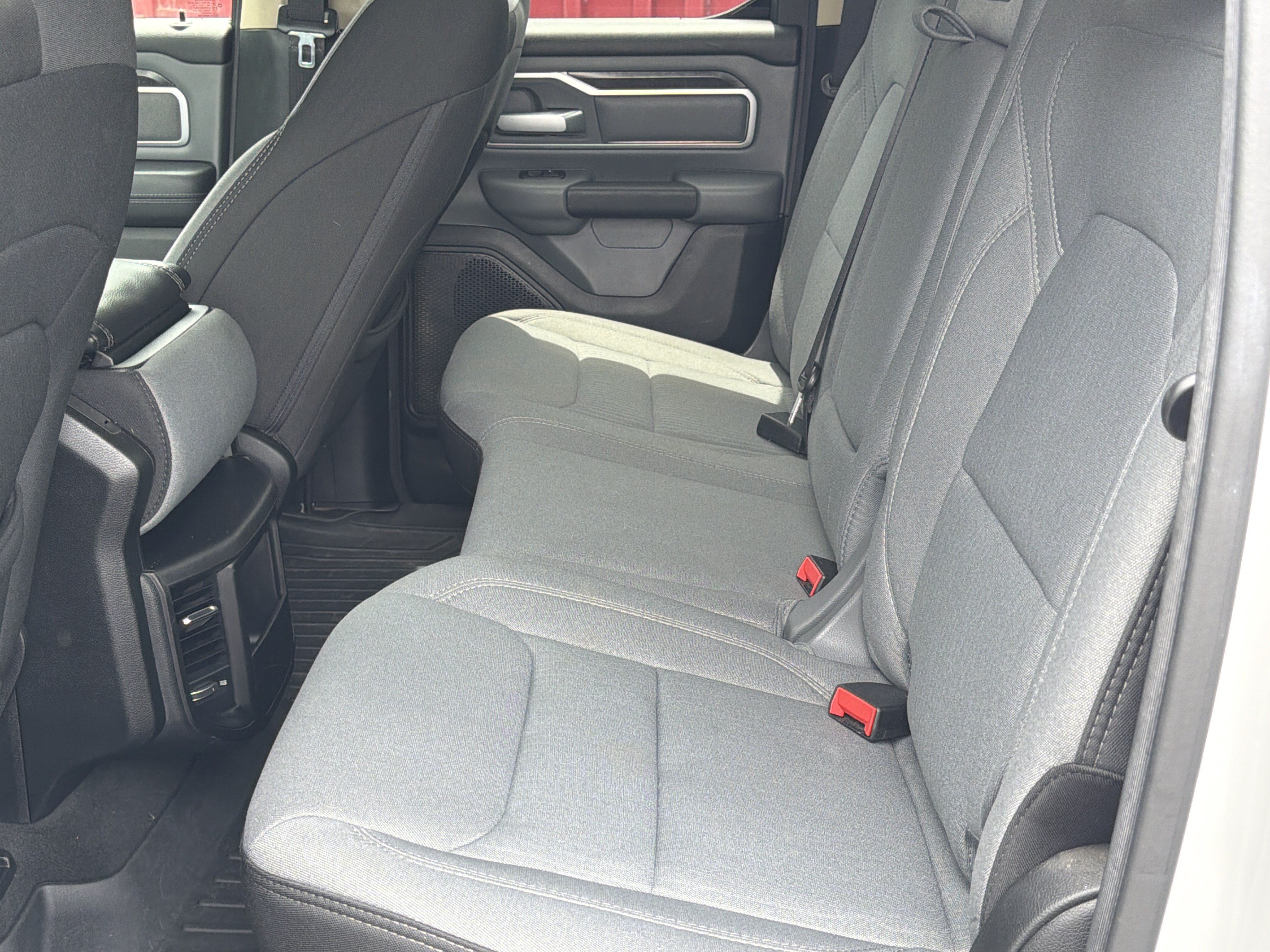 Used 2020 RAM 1500 Big Horn AWD/4WD image 20
