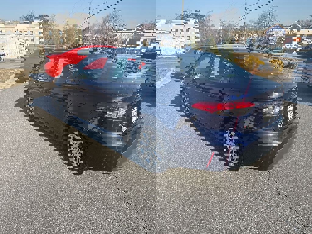 Used 2024 Toyota Corolla LE image 5