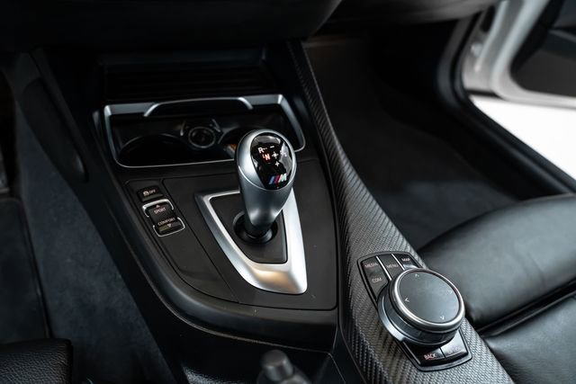 Used 2018 BMW M2 image 29