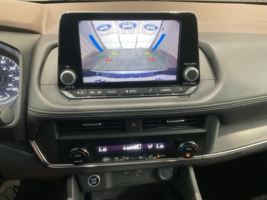 Used 2023 Nissan Rogue SV AWD/4WD image 18