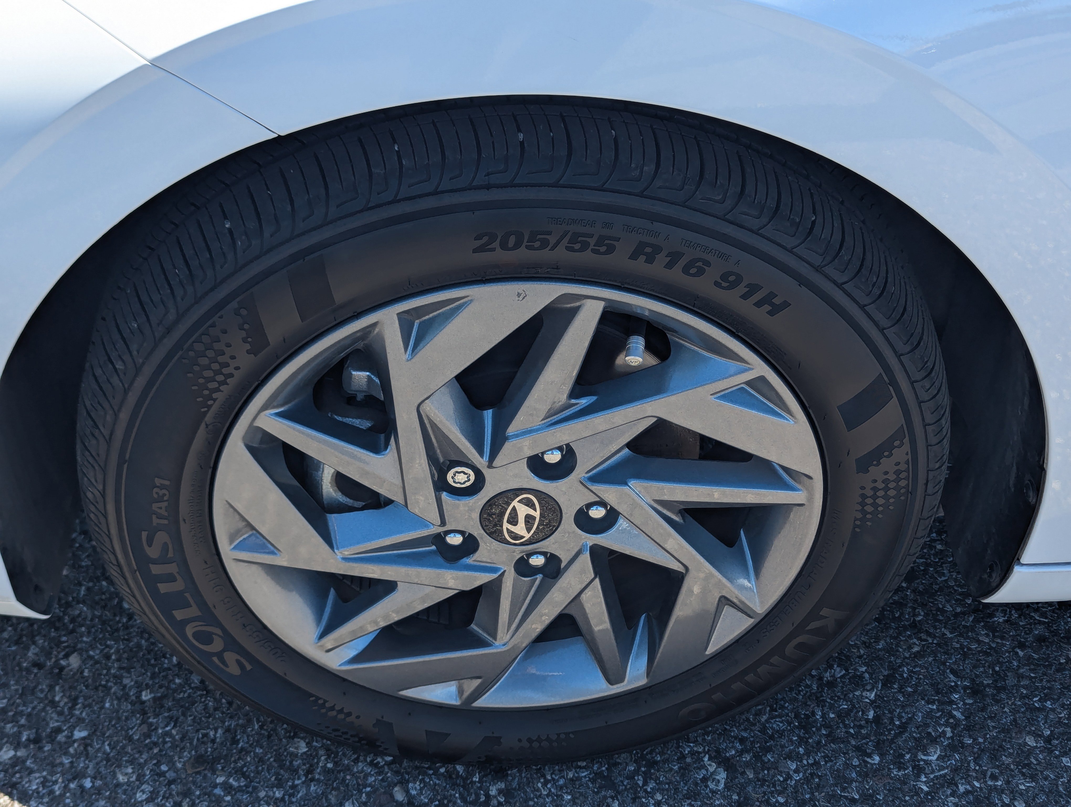 Certified 2024 Hyundai Elantra SEL image 7