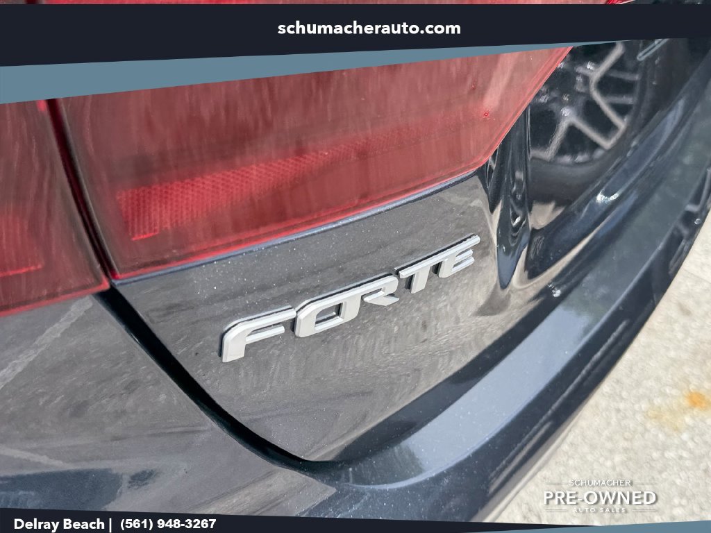 Used 2024 Kia Forte LXS w/ LXS Technology Package FWD image 14