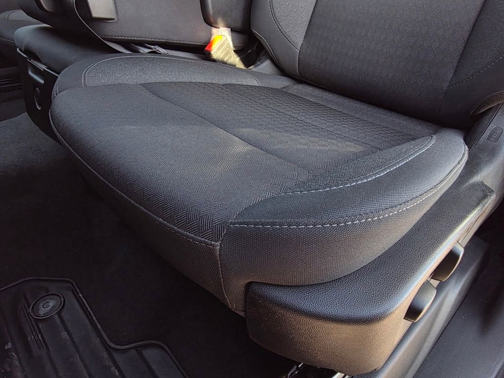 Used 2025 Chevrolet Silverado 2500 Custom w/ Custom Value Package image 22