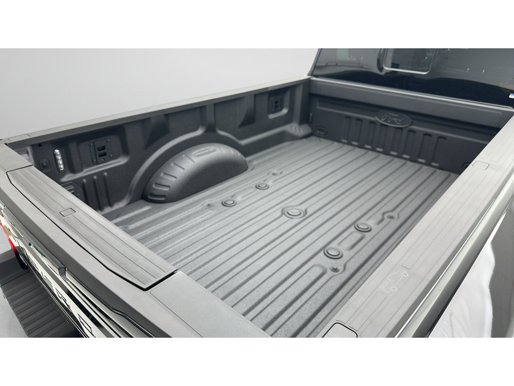 New 2026 Ford F350 Platinum AWD/4WD image 9