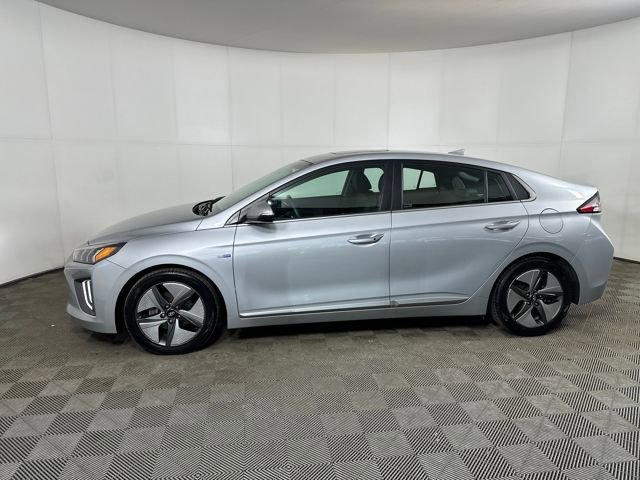 Used 2020 Hyundai Ioniq Limited image 6