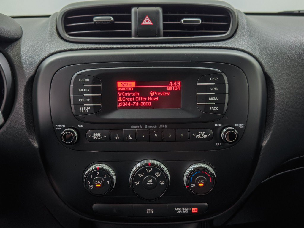 Used 2014 Kia Soul FWD image 28