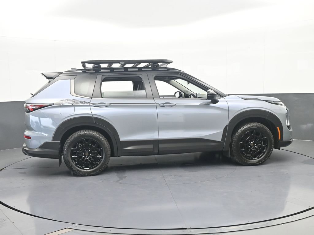 New 2025 Mitsubishi Outlander AWD image 7