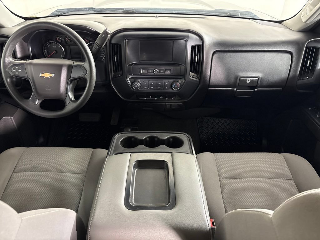 Certified 2018 Chevrolet Silverado 1500 Custom w/ Custom Value Package AWD/4WD image 17