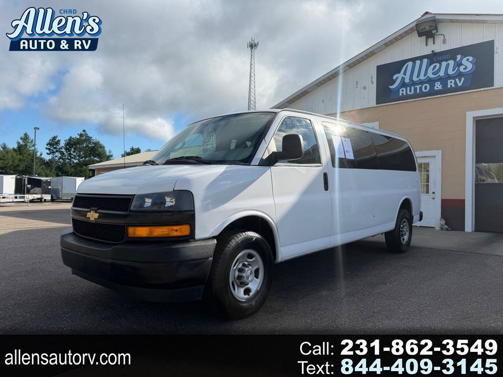 Used 2023 Chevrolet Express 3500 LS RWD image 1