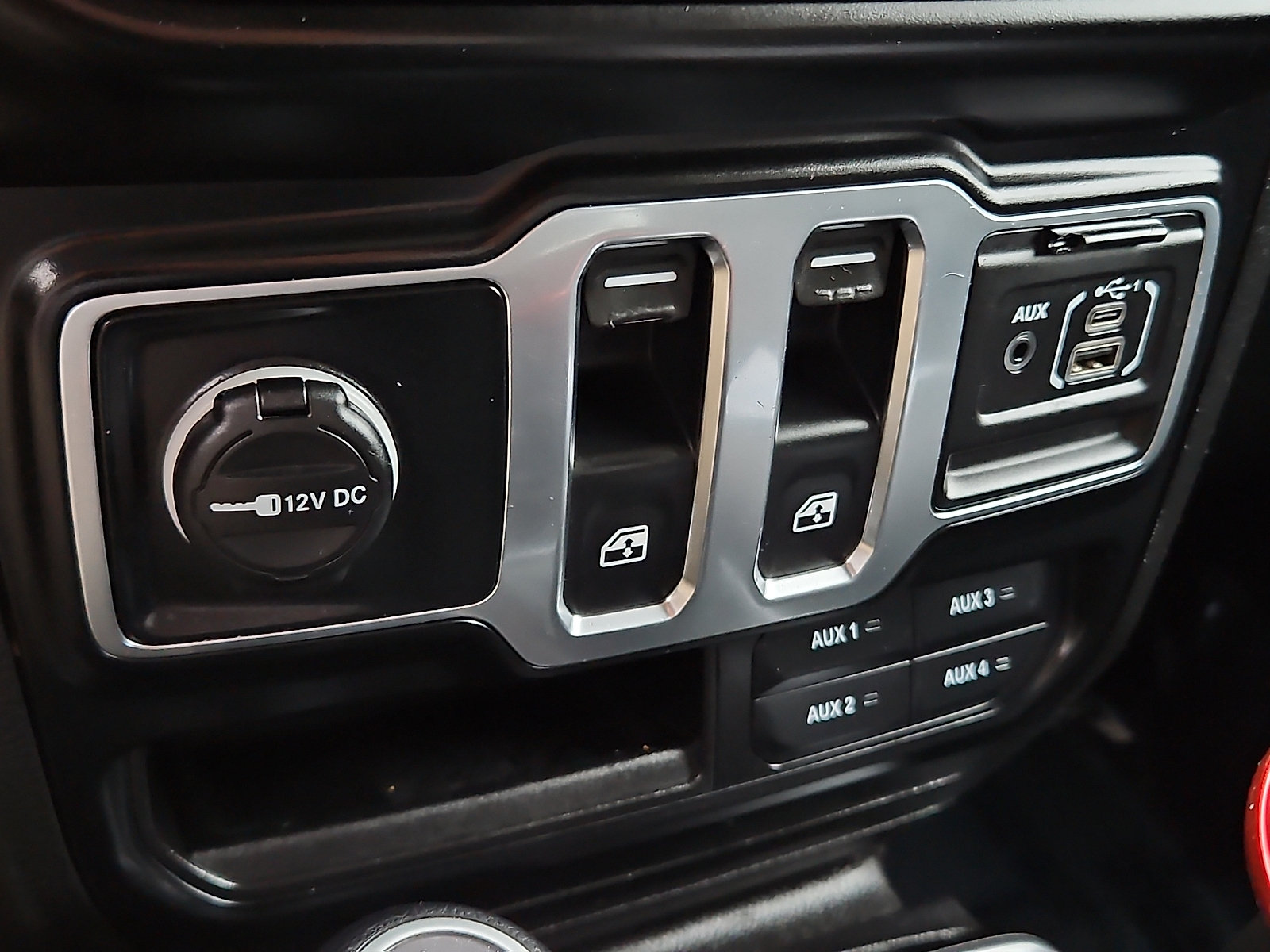 Used 2022 Jeep Wrangler Sport AWD/4WD image 24