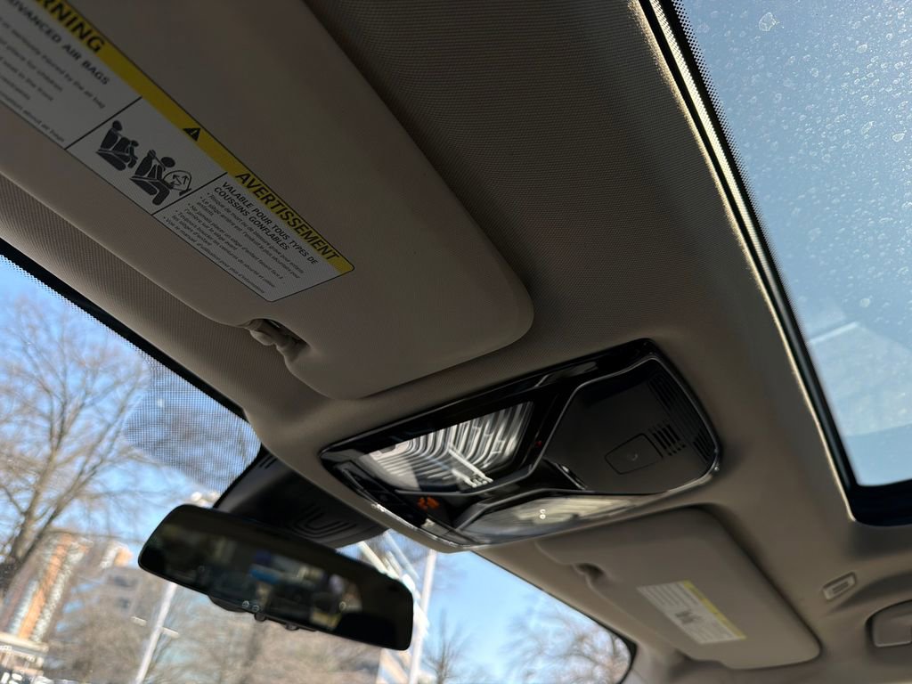 Used 2022 BMW X7 xDrive40i w/ Premium Package image 37