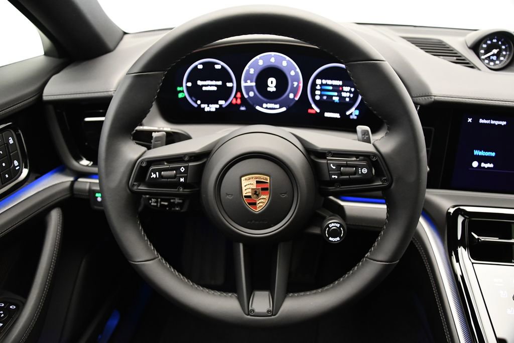 Certified 2024 Porsche Panamera 4 image 25