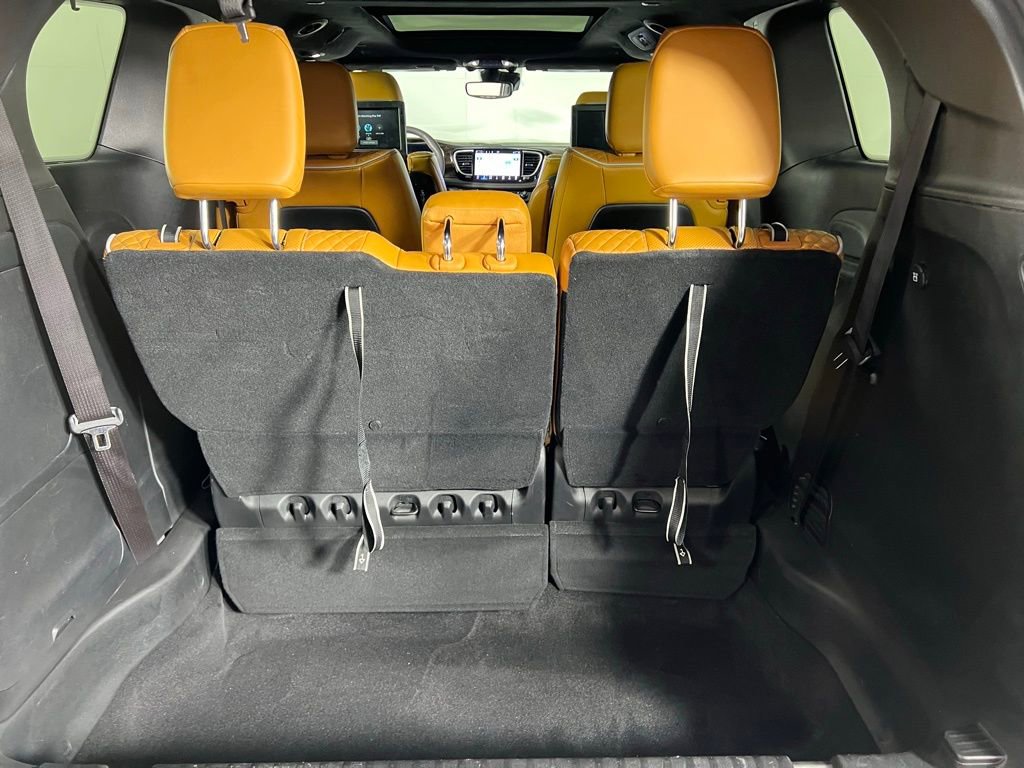 Used 2022 Chrysler Pacifica Pinnacle image 32