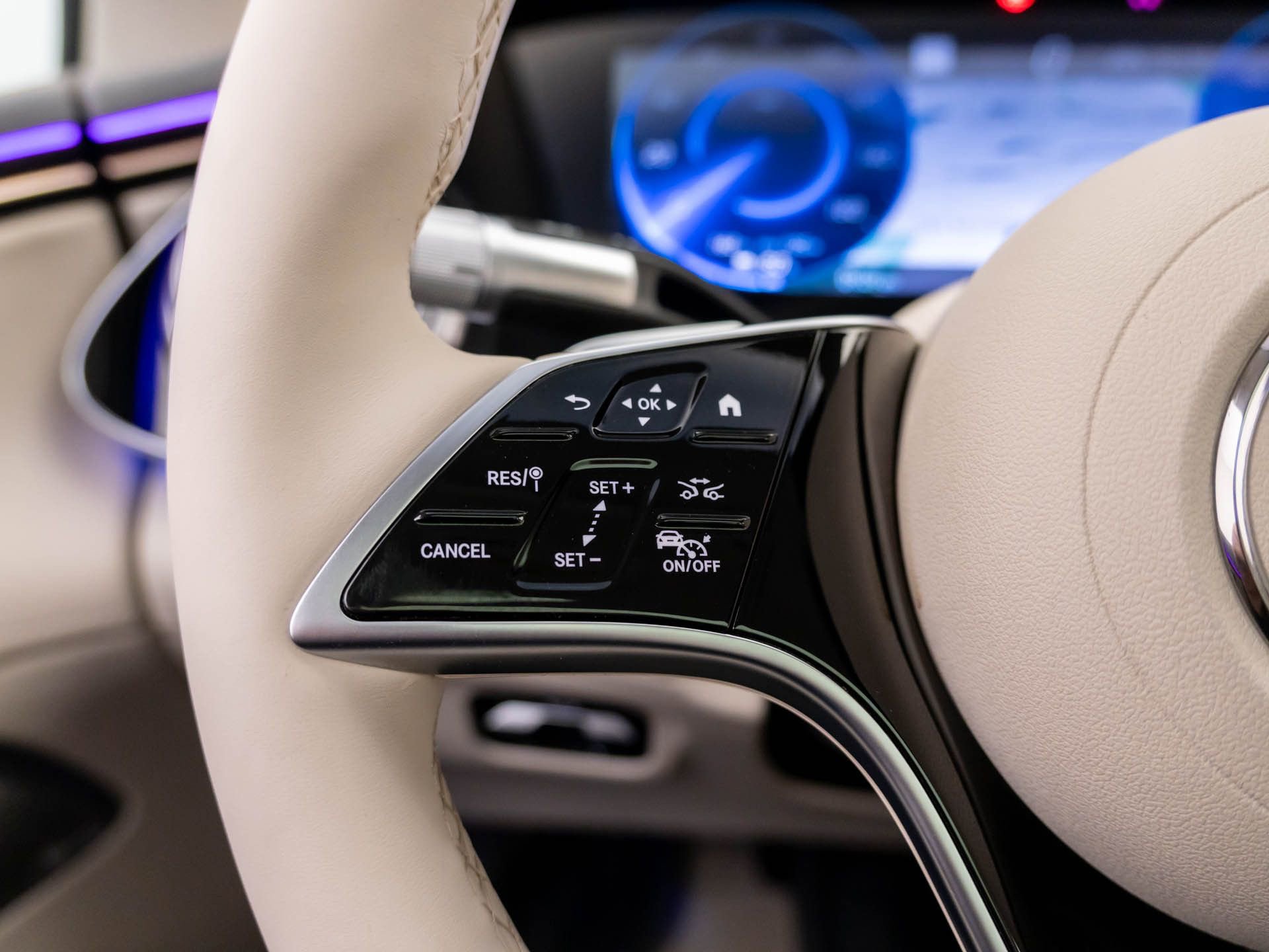 Used 2023 Mercedes-Benz EQS 580 4MATIC Sedan image 33