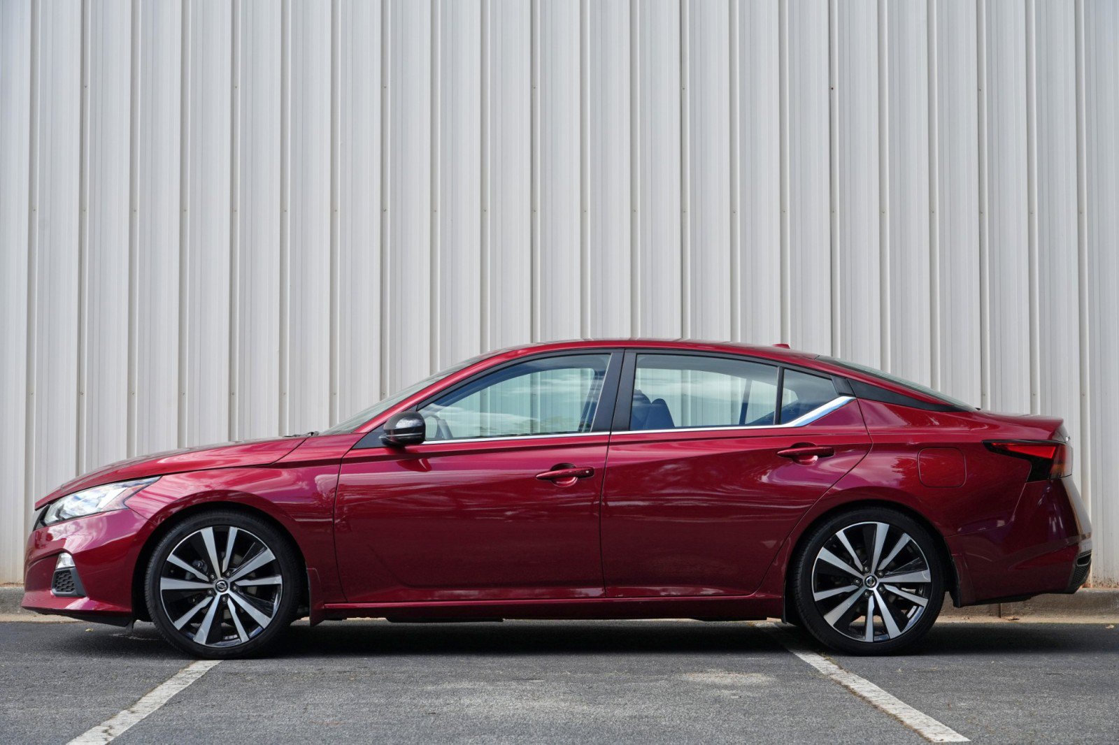 Used 2020 Nissan Altima 2.0 SR FWD image 8