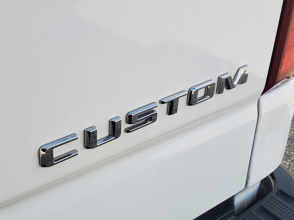 Used 2019 Chevrolet Silverado 1500 Custom w/ Custom Value Package image 7