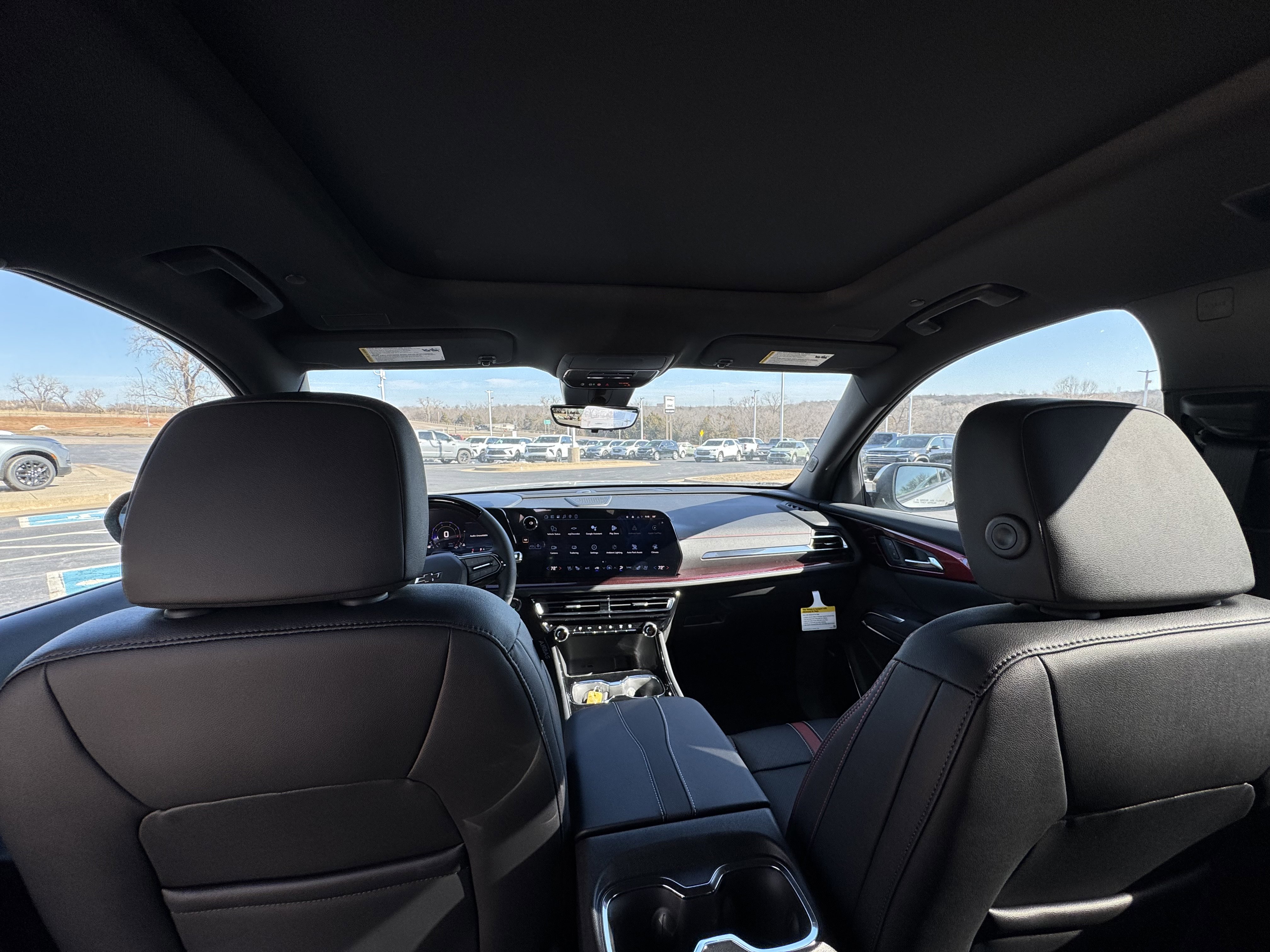 New 2026 Chevrolet Traverse RS image 13