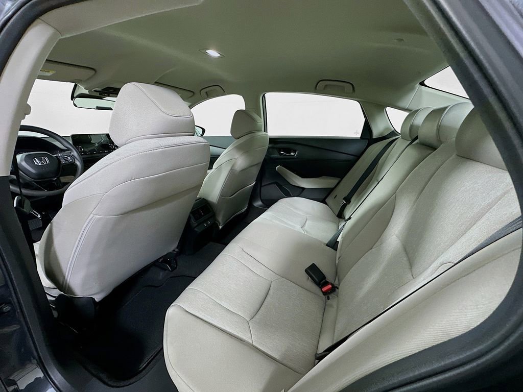 Certified 2025 Honda Accord LX image 4