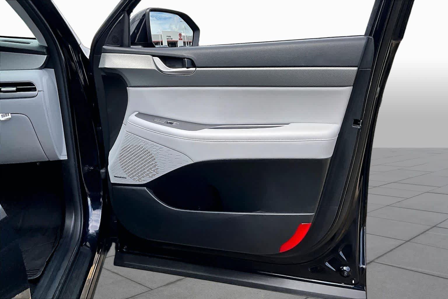 Used 2024 Hyundai Palisade SEL FWD image 22