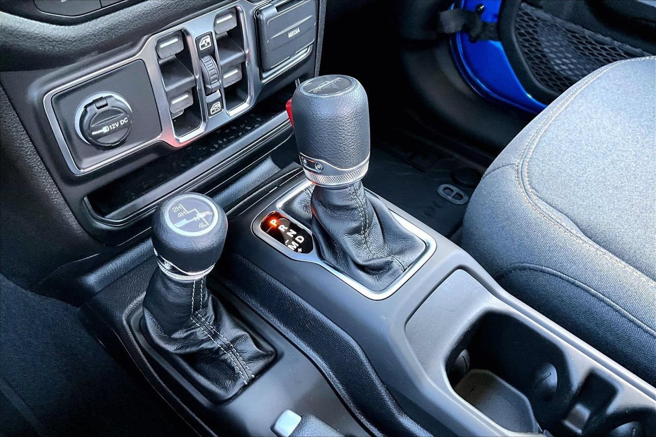 New 2026 Jeep Gladiator Sport AWD/4WD image 28
