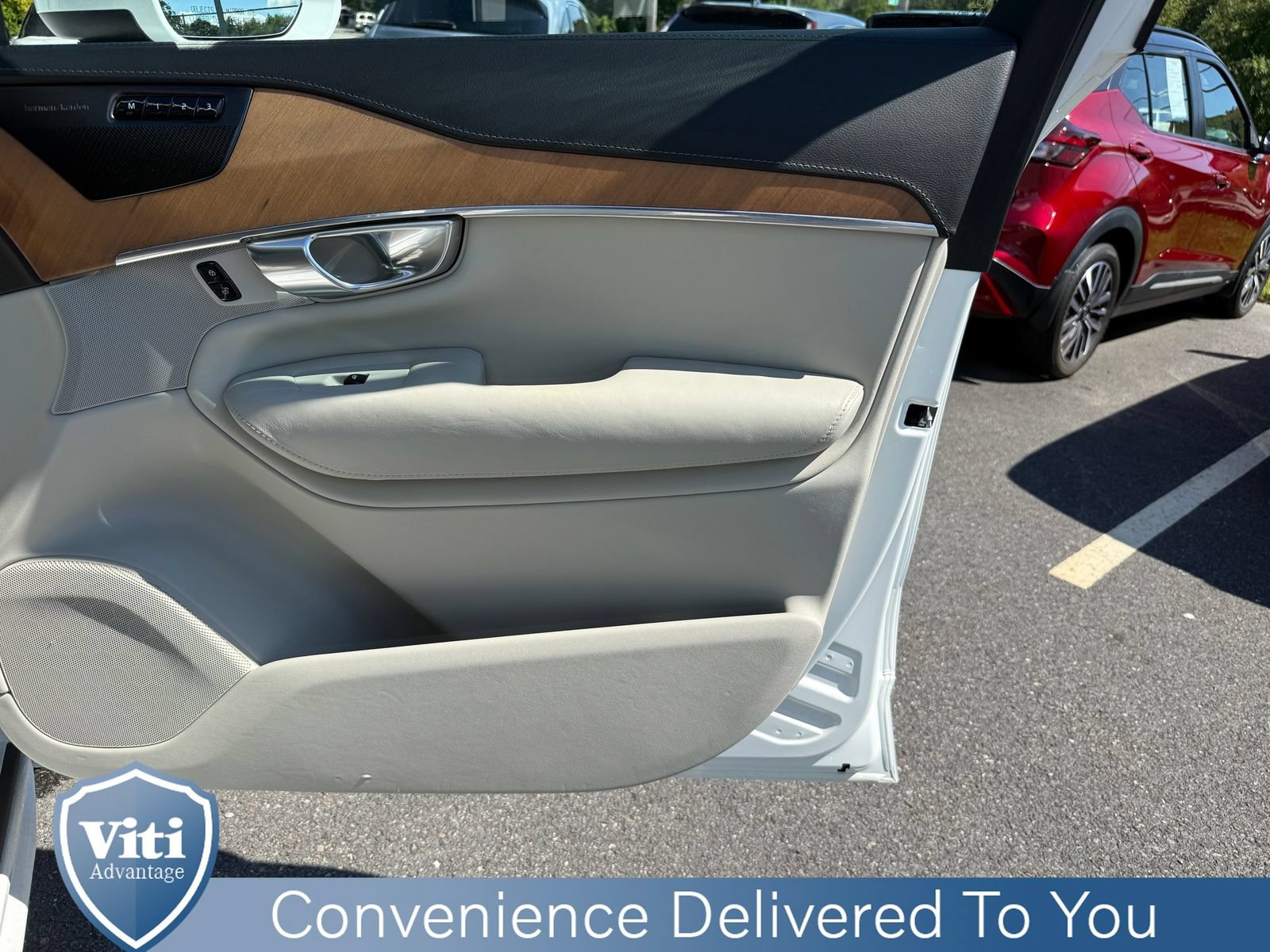 Used 2020 Volvo XC90 T6 Inscription w/ Protection Package AWD/4WD image 29