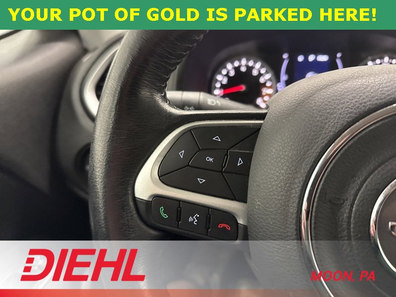 Used 2018 Jeep Renegade Latitude w/ Cold Weather Group image 22