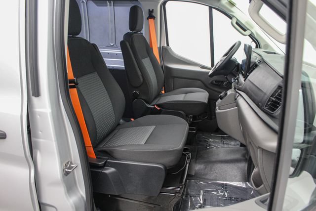 Certified 2023 Ford E-Transit Low Roof RWD image 18