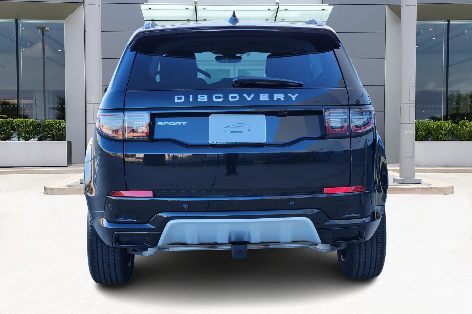 New 2025 Land Rover Discovery Sport S image 6