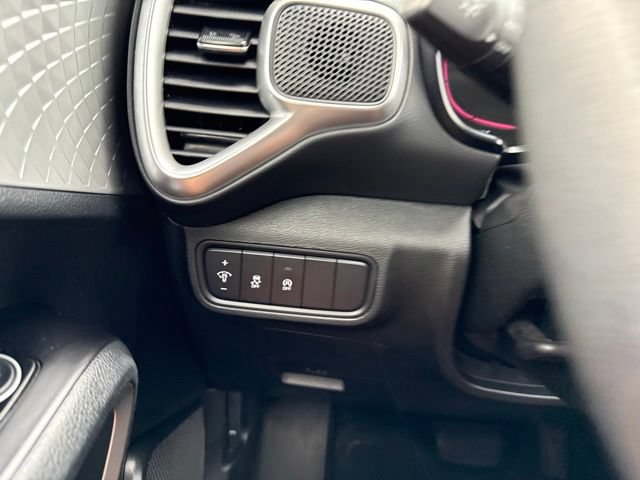 Used 2025 Kia Soul FWD image 31