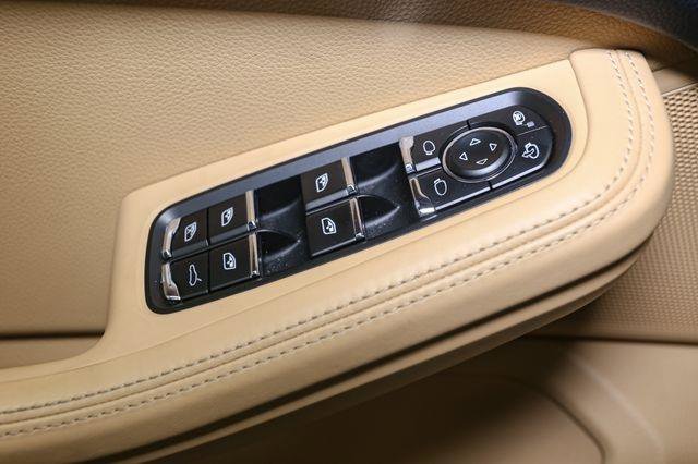 Used 2018 Porsche Macan Turbo image 42