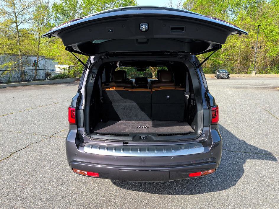 Used 2024 INFINITI QX80 Sensory w/ Cargo Package image 15