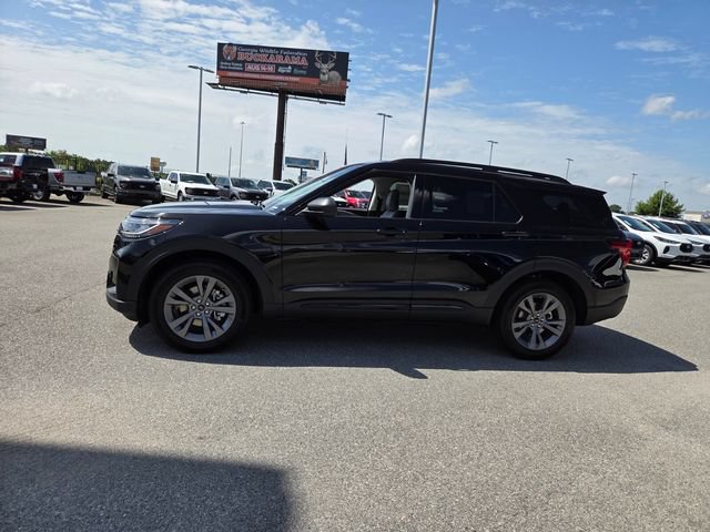 New 2026 Ford Explorer Active w/ Active Comfort Package AWD/4WD image 4