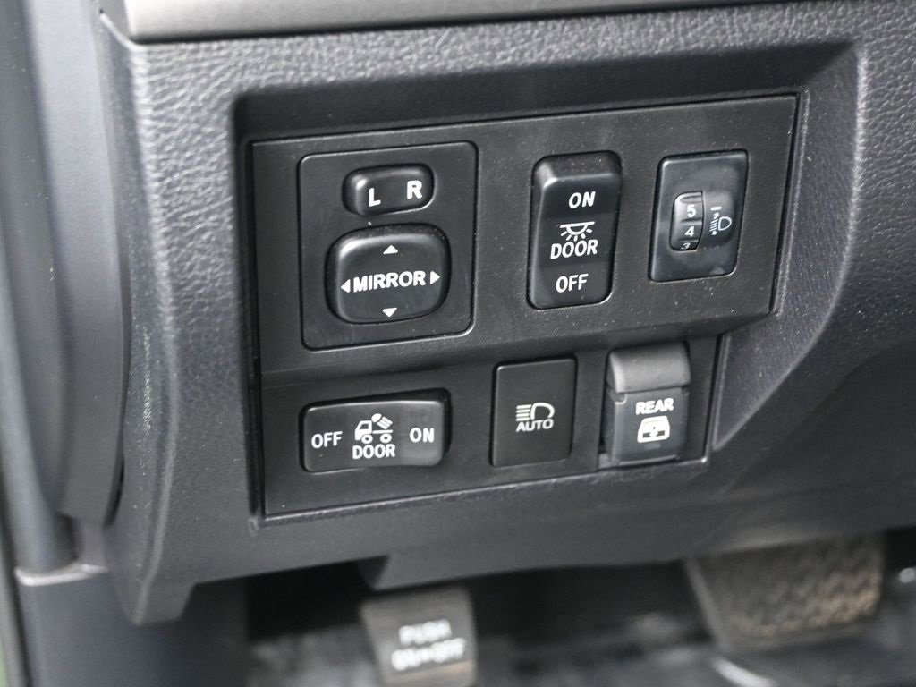 Used 2021 Toyota Tundra SR5 w/ TRD Off-Road Package image 13