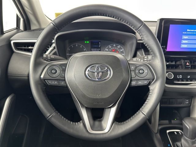 Used 2024 Toyota Corolla Cross LE AWD/4WD image 14