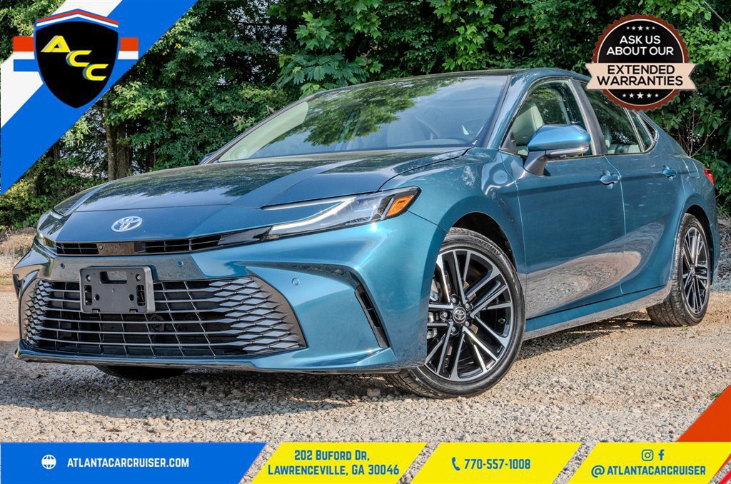 Used 2025 Toyota Camry XLE w/ Premium Plus Package FWD image 1