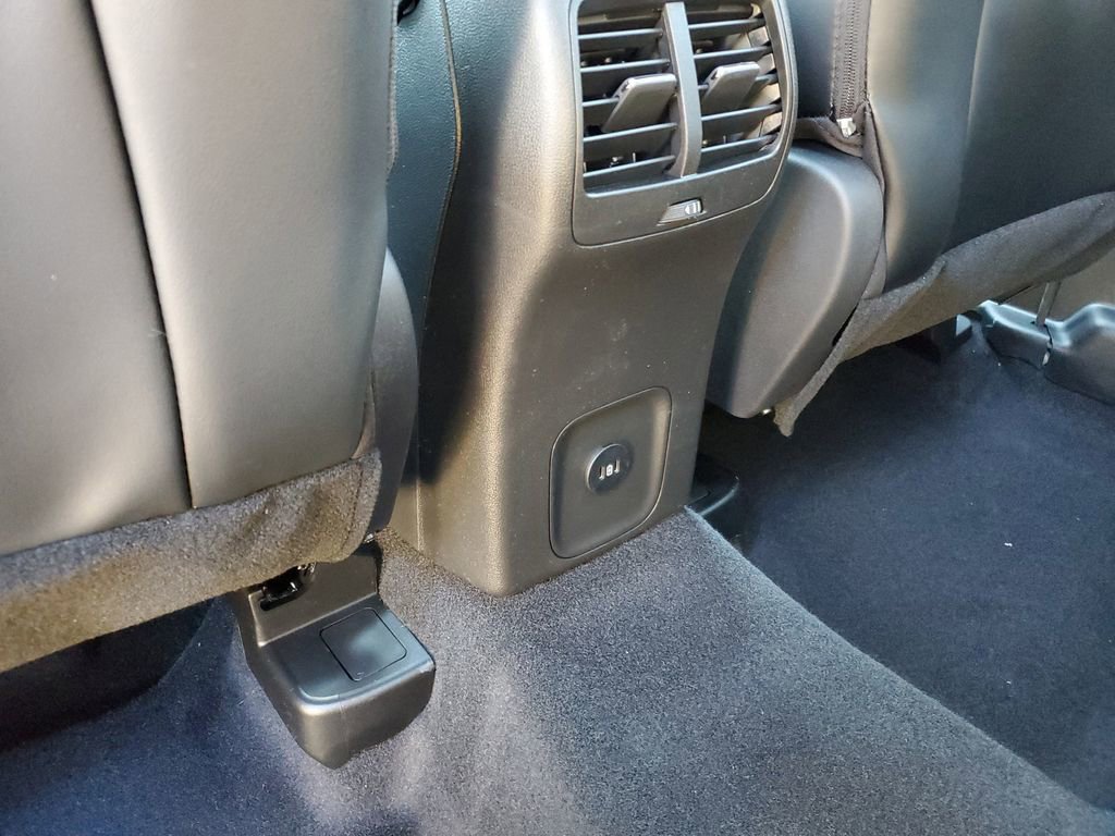 New 2026 Ford Escape ST-Line w/ Tech Pack #1 image 32