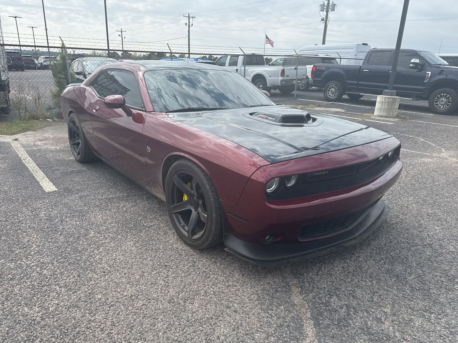 Used 2018 Dodge Challenger R/T Scat Pack image 1