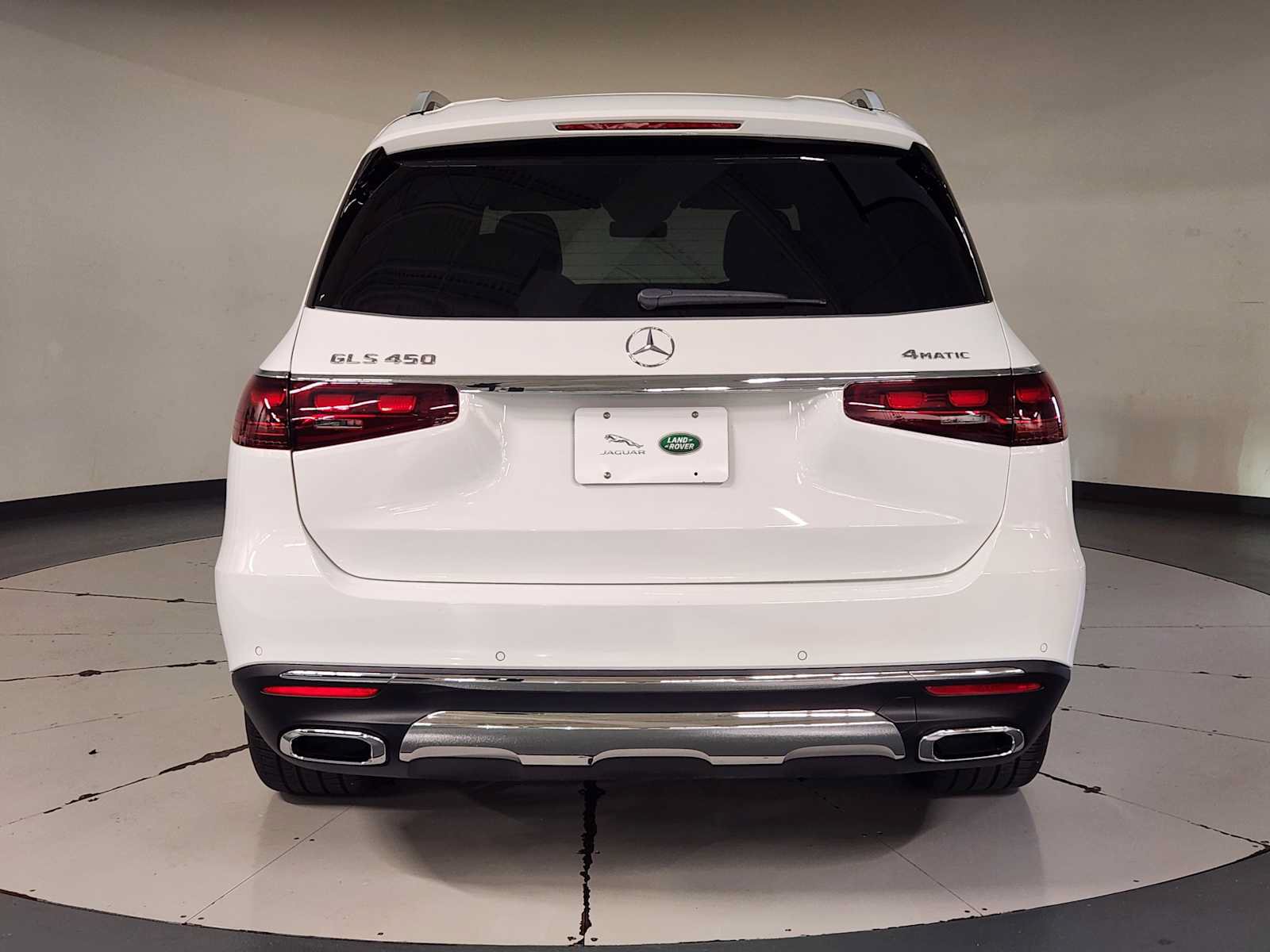 Used 2026 Mercedes-Benz GLS 450 4MATIC image 10